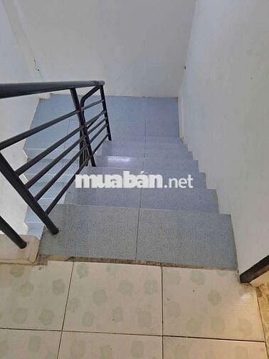 Nhà cho thuê Chiến Lược, BT (2PN 2WC) hẻm 5m xe hơi đậu trước nhà