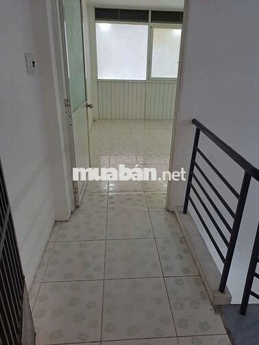 Nhà cho thuê Chiến Lược, BT (2PN 2WC) hẻm 5m xe hơi đậu trước nhà