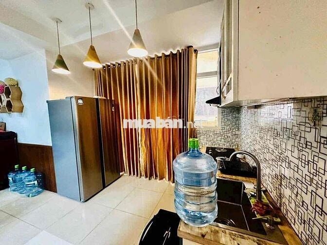 Chính chủ cho thuê Cc Hoàng Kim Thế Gia 2pn 2wc full nt ở liền