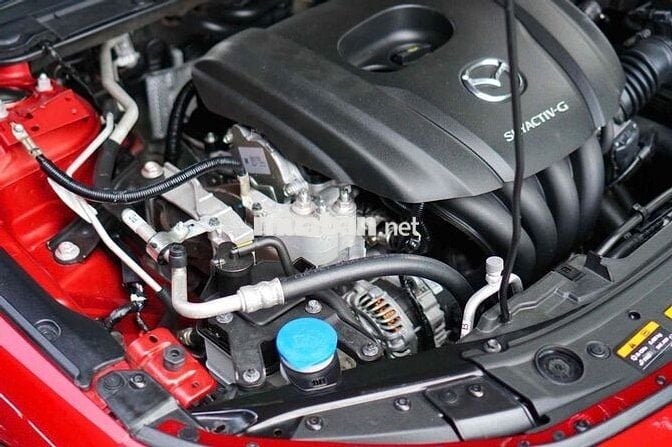 Mazda3 Luxury 2020 đỏ pha lê