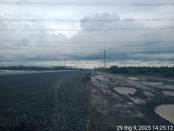 CHUYỂN NHƯỢNG 50 HA ĐẤT TRỐNG TẠI XÃ ĐỨC HÒA ĐÔNG, LONG AN