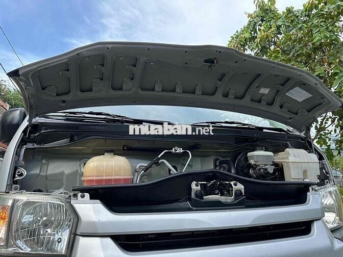 Cần Bán - Toyota Hiace - 2014 - Máy dầu nhập Nhật