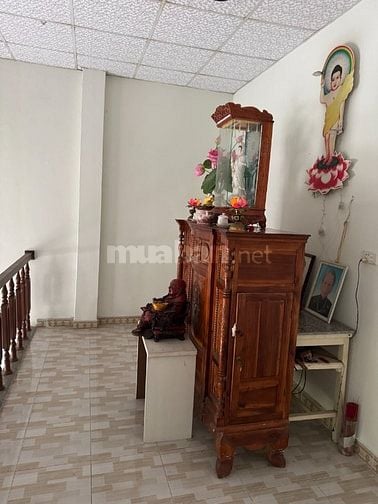 Bán nhà gác lửng đúc đường Lê Đỉnh