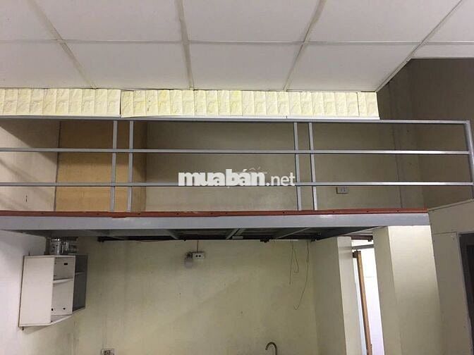 Cho thuê nhà lâu dài view mặt hồ thoáng mát