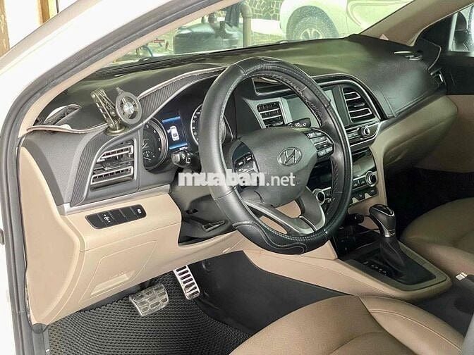 Hyundai Elantra 2020 2.0 AT Màu Trắng Cực Đẹp