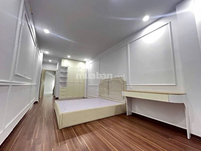 Tôi Chính Chủ Cần Bán Nhà Văn Quán - Ngõ Nông - Ô Tô Đỗ Cửa.