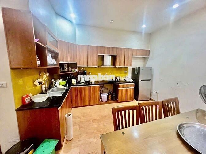 Bồ Đề - Nguyên Căn 50m2× 4 Tầng - Full Đồ