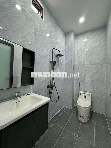 Bán nhà Sân Vườn Dt 4x17m 3PN full nội thất Tân Hiệp 17 Tân Uyên BD