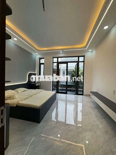 Bán nhà Sân Vườn Dt 4x17m 3PN full nội thất Tân Hiệp 17 Tân Uyên BD