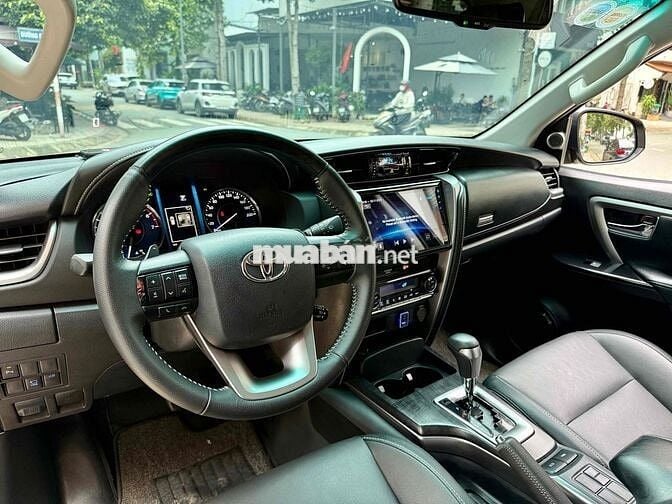 🍏Toyota Fortuner 2024 AT máy xăng.