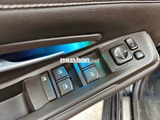 LUX A 2021 lướt 5 vạn lên nhiều đồ chơi siêu đẹp