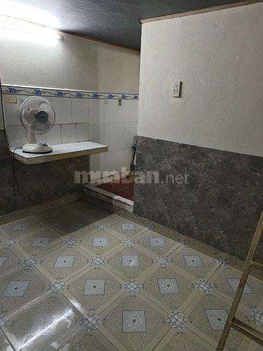 phòng trọ đường lớn, khu vực an ninh, thoáng mát cho thuê