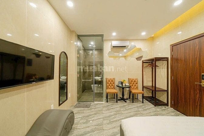 Bán khách sạn mặt tiền Nguyễn văn Khối 