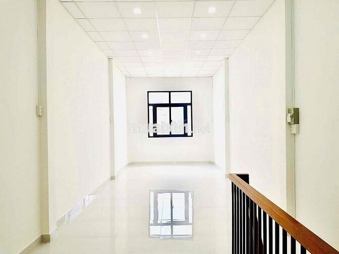 ✅Nhà thuê HẺM Ô TÔ, xây mới 3 tầng (3.5x15m) Âu Dương Lân