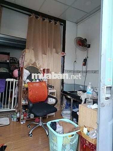 Cần pass phòng trọ mặt tiền hẻm 49 trong dãy căn hộ dịch vụ