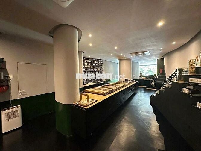 CHO THUÊ NHÀ MT HỒ VĂN HUÊ QPN, DT 7x20M, HẦM TRỆT 3 LẦU, GIÁ 70 TRIỆU