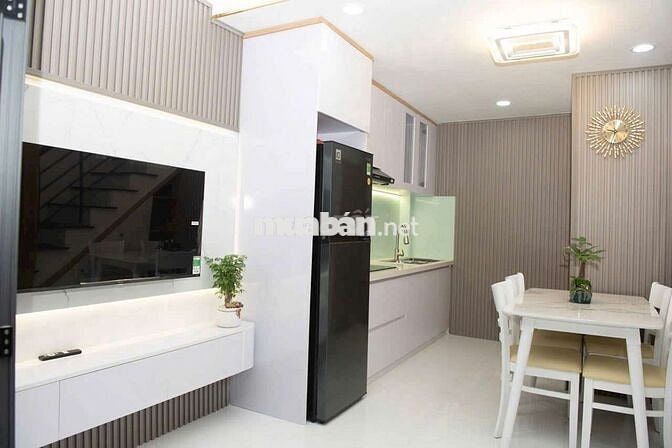 Mình bán nhà đẹp giá rẻ Lê Văn Sỹ Q.3