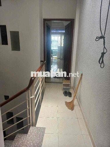Quận 3, nhà 60m2, 3 tầng đúc 5PN, dòng tiền 25tr, hẻm xe hơi Lê Văn Sỹ