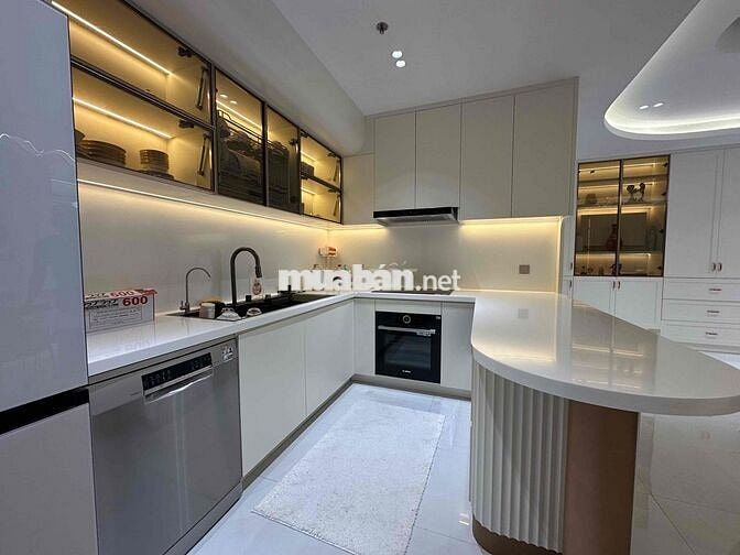 BÁN CĂN HỘ M8 MIDTOWN – VIEW ĐÔNG NAM Ở MÁT MẺ. 126M2-3PN- GIÁ 16,5 TỶ