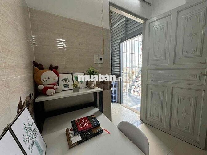 PHÒNG DUPLEX NGAY DƯƠNG QUẢNG HÀM GÒ VẤP GÁC CAO 2M