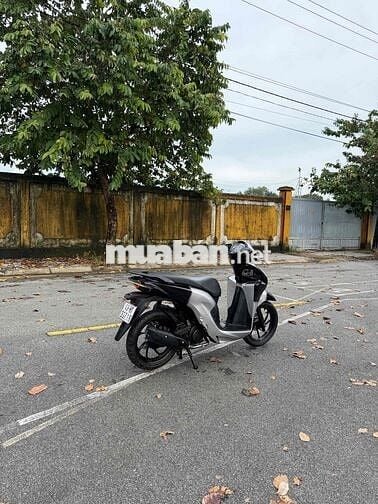 Vision 2022 máy rin êm chạy bốc biển 43 ngay chủ