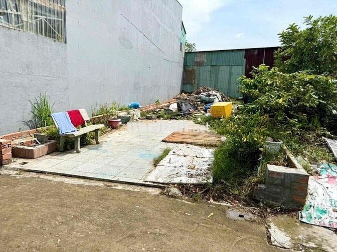 Đất ngang 6 Tại Tô ngoc Vân Quận 12