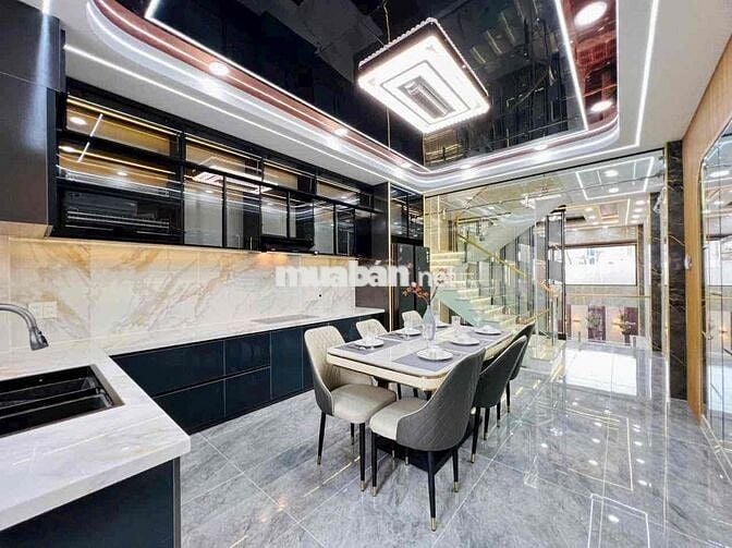 Nhà phố 5 tầng Tô Ký Quận 12. Dt 68m2 CN đủ. 4 PN + 5WC+ sân trước sau