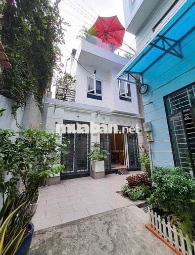 cho thuê mặt bằng đẹp ngay trung tâm quận 10 120m2 gần đường 3 tháng 2