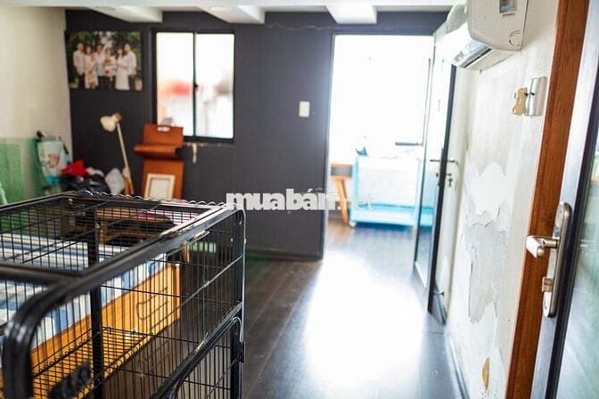 Cho thuê nhà hẻm Nhiêu Tâm gần chợ Hòa Bình, 100 m2