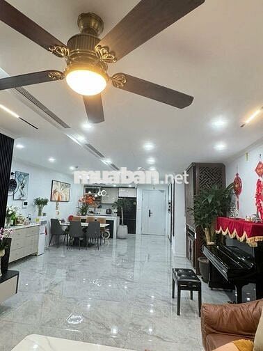 Đẹp tốt! Chung cư Thiên Nhiên Kỷ Hà Đông 62m2,2 ngủ,2vs, nội thất vip
