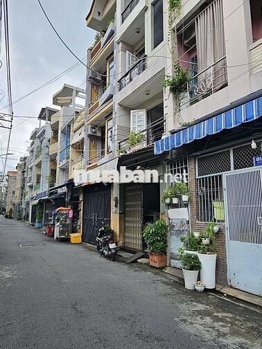 BÁN NHÀ HUỲNH VĂN BÁNH HẺM XE HƠI PHƯỜNG 13 52m2 SỔ VUÔNG CHỈ 9.7TY TL