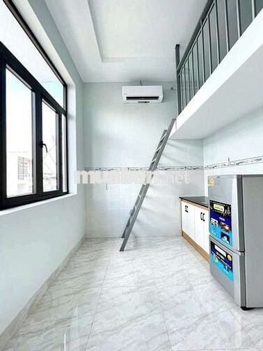 Phòng trọ chất lượng cửa sổ đón nắng