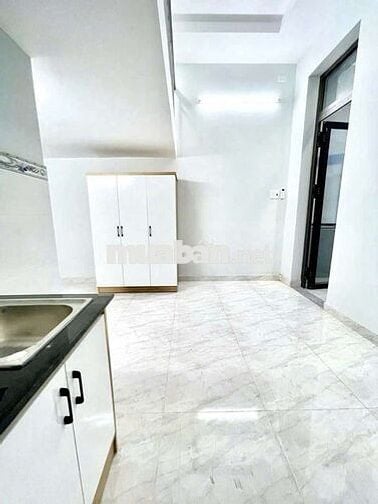 Phòng trọ chất lượng cửa sổ đón nắng