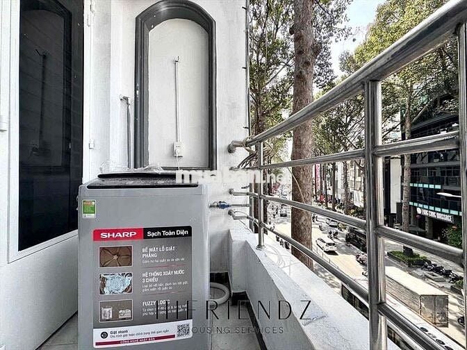 CHO THUÊ 1PN BAN CÔNG MÁY GIẶT RIÊNG NGAY CẦU VƯỢT 3/2 Q10