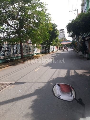 Cần bán nhà đường thoại ngọc hầu 4x14 đúc 1 tấm giá 