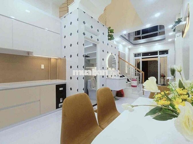 Bán Nhà 55m2. xây mới. 3 phòng. ( có phòng tầng trệt) Lê Hoàng Phái