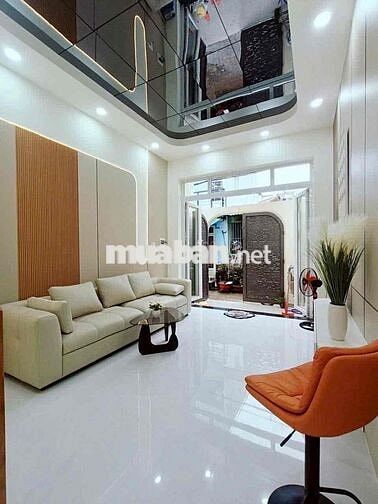 Bán Nhà 55m2. xây mới. 3 phòng. ( có phòng tầng trệt) Lê Hoàng Phái