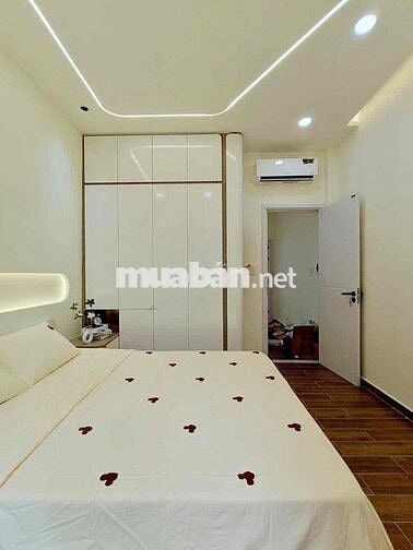 Bán Nhà 55m2. xây mới. 3 phòng. ( có phòng tầng trệt) Lê Hoàng Phái