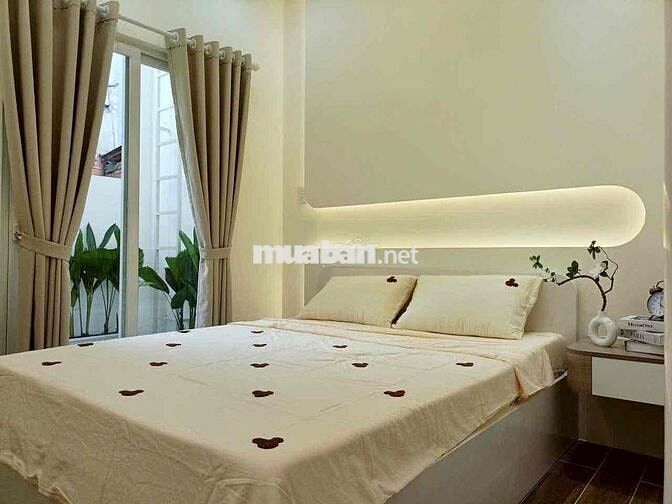 Bán Nhà 55m2. xây mới. 3 phòng. ( có phòng tầng trệt) Lê Hoàng Phái