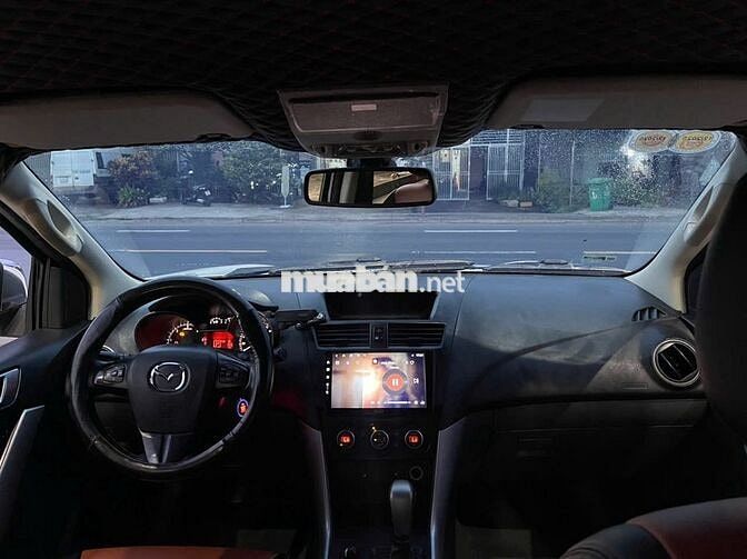 Mazda BT 50 2015 3.2L 4x4 AT - hai cầu đi vườn