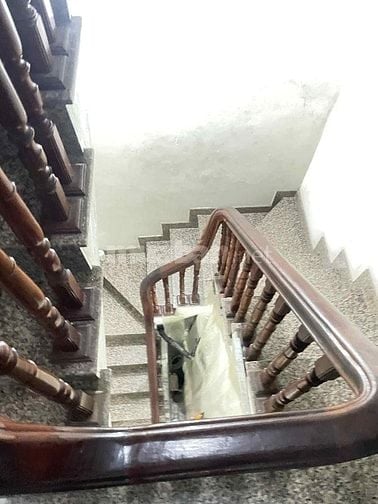 Nhà 4T ngõ 612 La Thành-94 Ngọc Khánh cách oto 20m ngõ 2,5m dt 75m