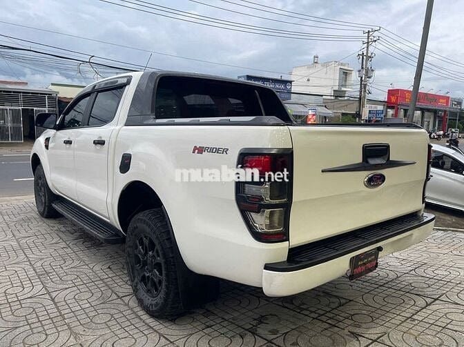 Ford Ranger 2016 XLS 2.2L 4x2 MT - Xe đẹp xuất sắc