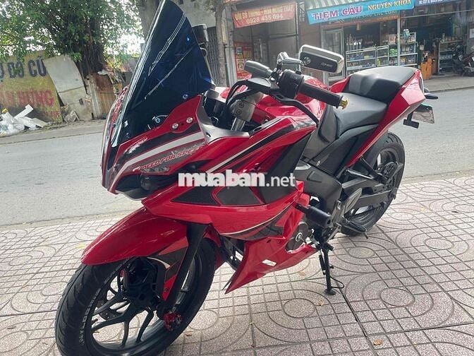 Kawasaki Bajaj Rs200 máy zin biển số thành phố