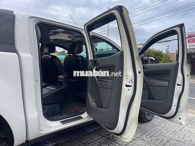 Ford Ranger 2016 XLS 2.2L 4x2 MT - Xe đẹp xuất sắc