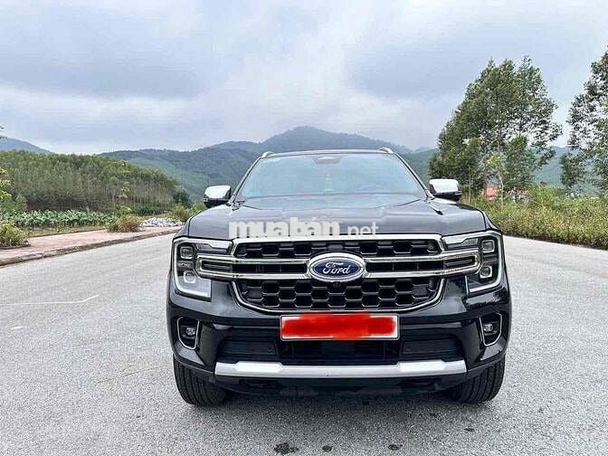 Chính chủ mua từ mới cần bán ev titanium 4x4 2024