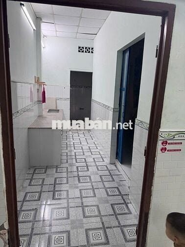 Hẻm rộng phú thọ hoà 4 x 21, 2p, 2wc , lửng