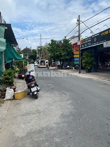 Bán nhà MT đường số 12 KDC Bình Hưng B/C, 6x20m, 3 tầng