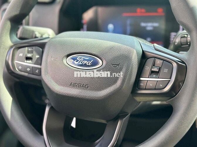 FORD RANGER XLS 4X4 2023 TRẮNG LƯỚT