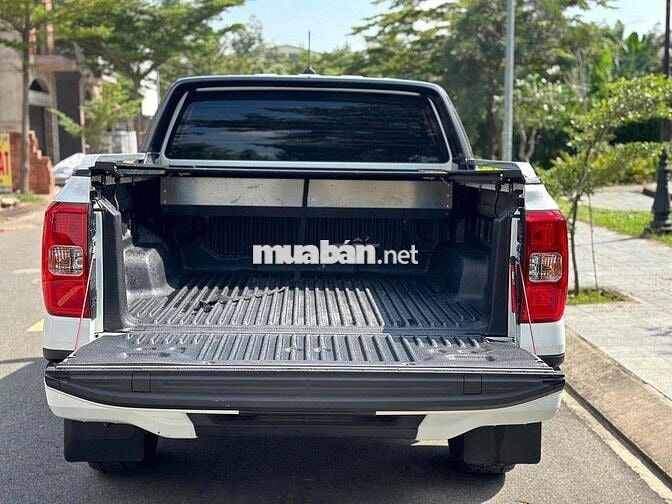 FORD RANGER XLS 4X4 2023 TRẮNG LƯỚT