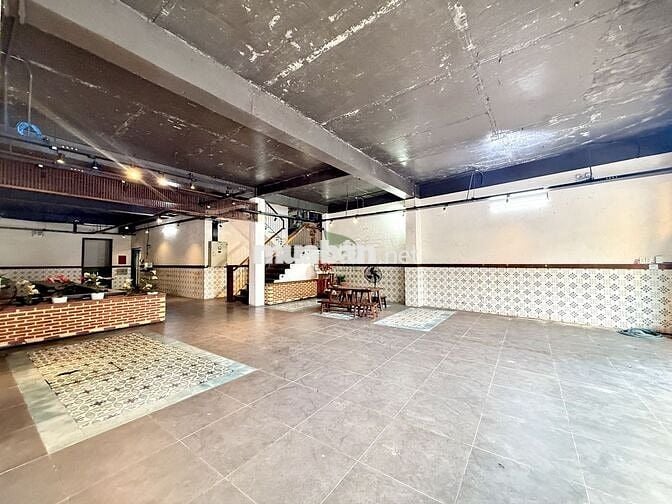 🏠 CHO THUÊ NHÀ KINH DOANH 3 TẦNG SIÊU RỘNG 518M² – TRUNG TÂM NHA TRANG